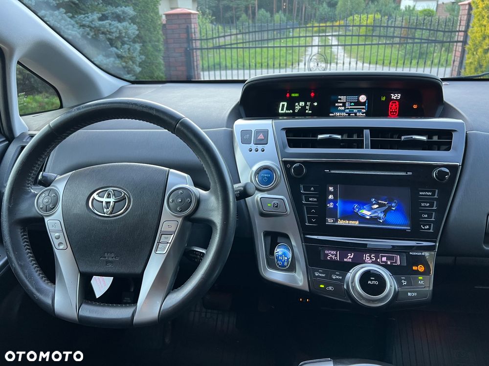 Toyota Prius 1.8 Hybrid Premium - 24