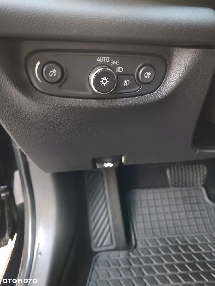 Opel Insignia 2.0 CDTI Business Elegance S&S - 38