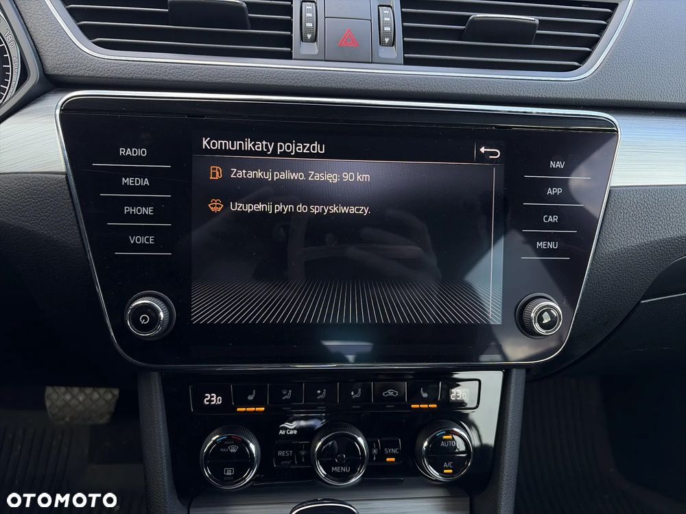 Skoda Superb 2.0 TDI SCR Ambition DSG - 19