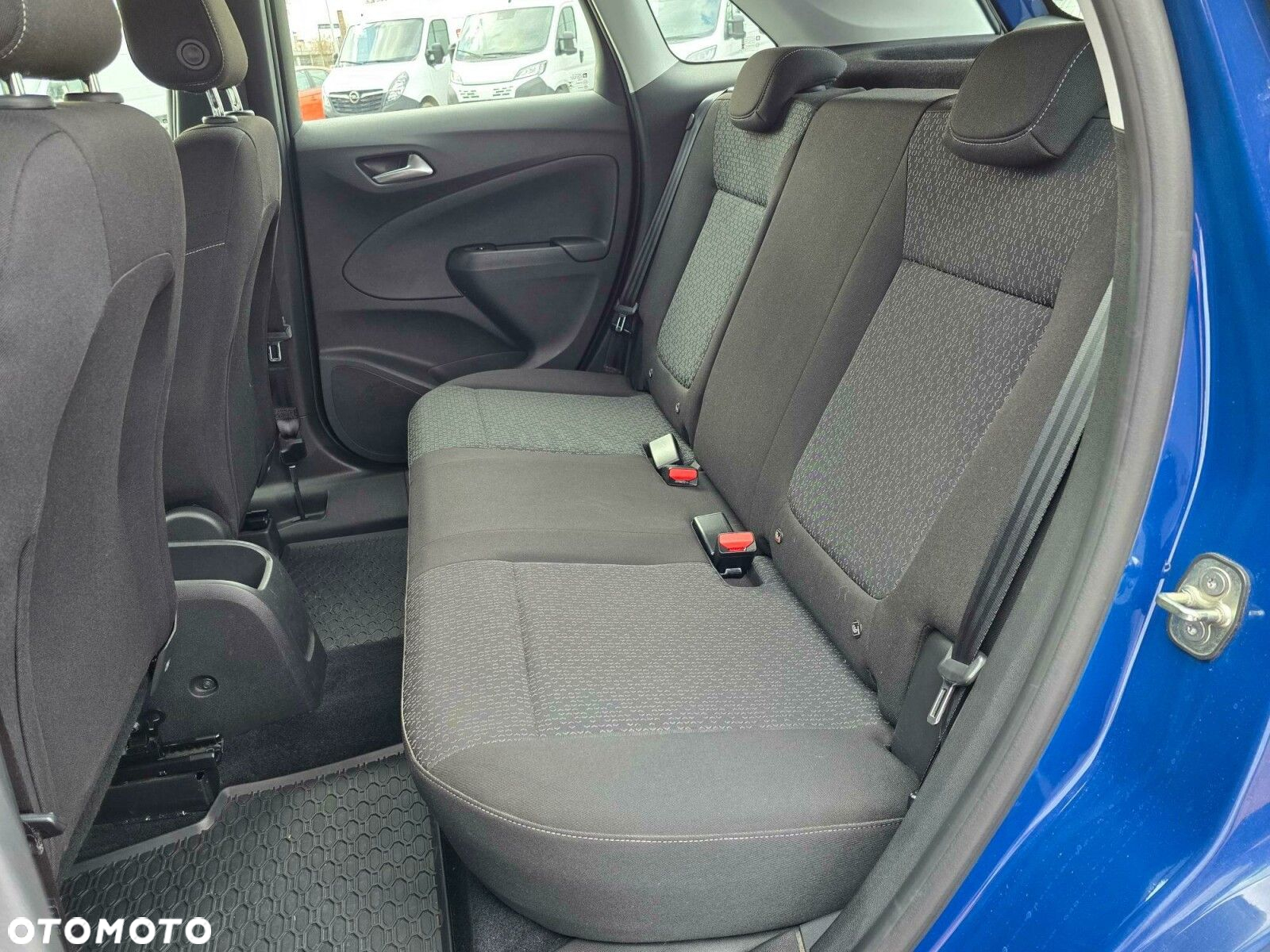 Opel Crossland X 1.2 Enjoy - 17