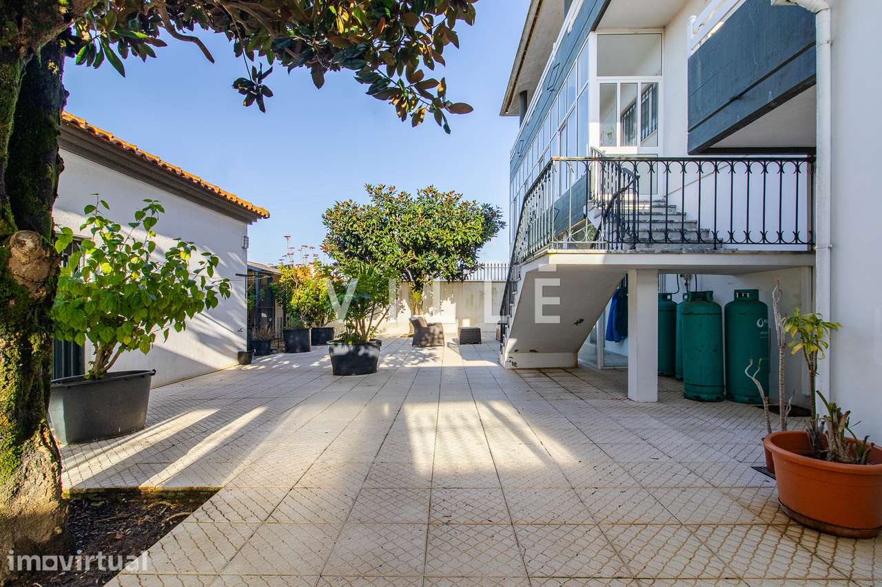 Moradia Isolada em Aradas, a 3 km do Centro de Aveiro - Grande imagem: 4/44