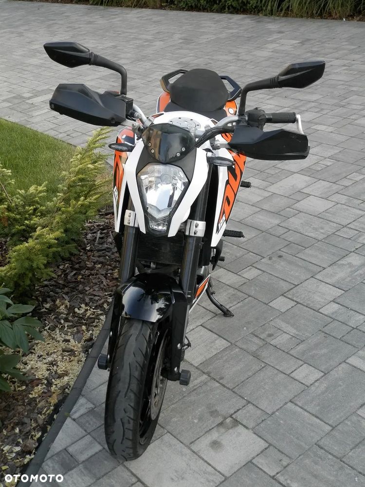 KTM Duke 125 - 8