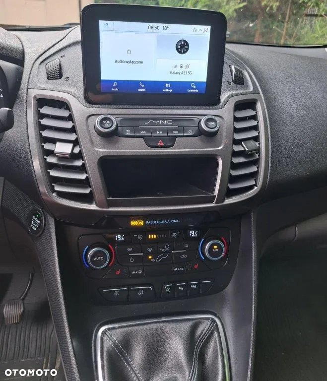 Ford Transit Connect - 8