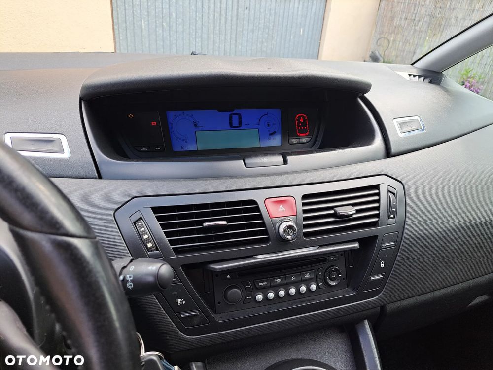 Citroën C4 Picasso 1.8 16V Style - 21