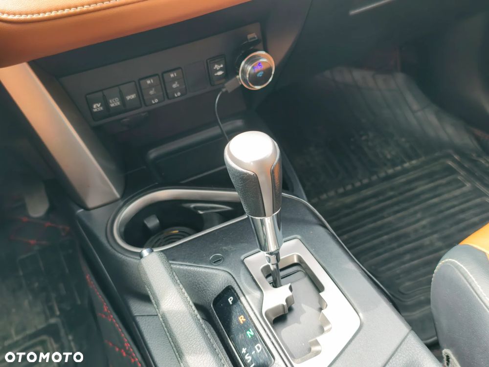Toyota RAV4 Hybrid Prestige 4x4 - 28