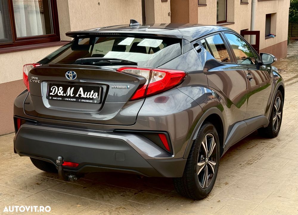 Toyota C-HR - 6