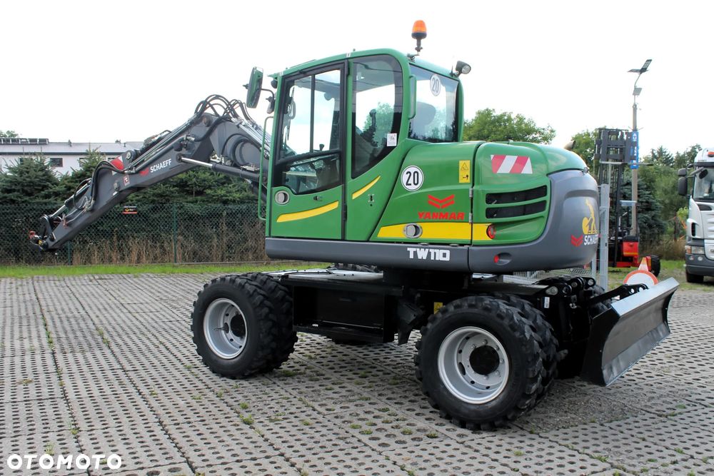 Schaeff TW110 koparka kołowa 4x4 - 25