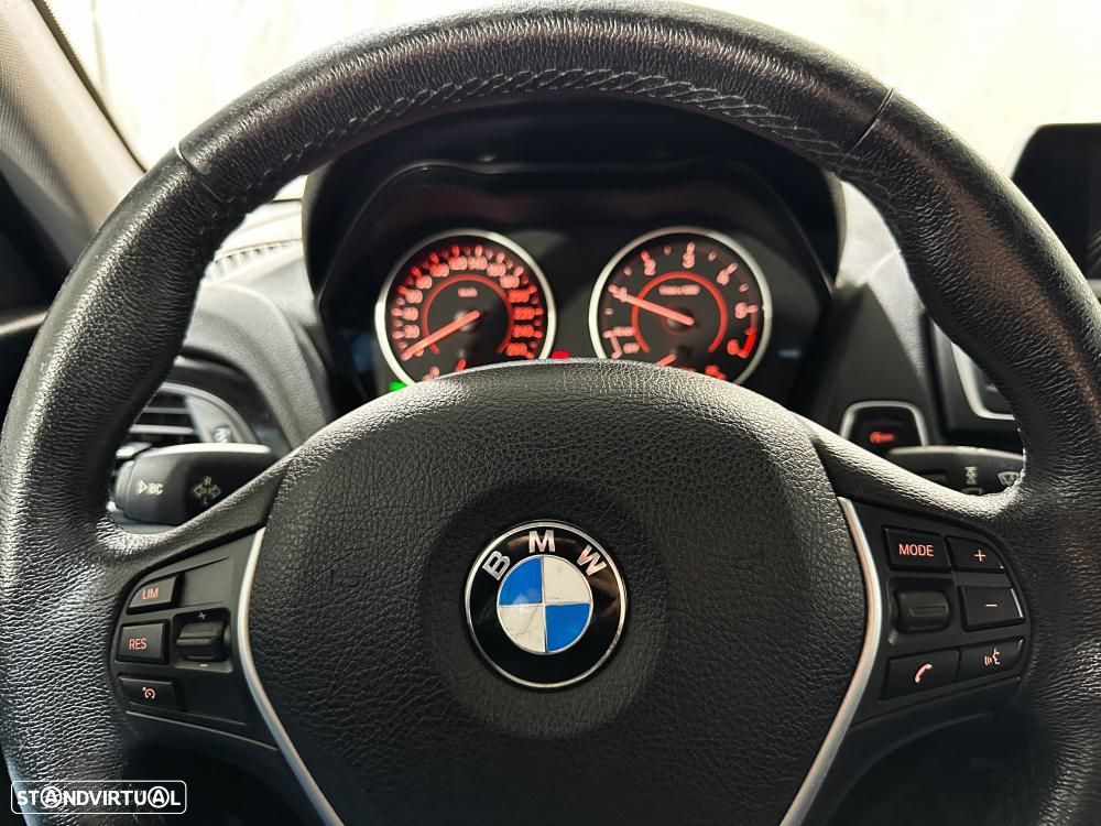 BMW 116 d EDynamics Line Sport - 36