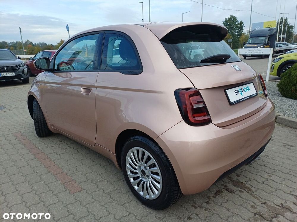 Fiat 500E 2023 photo 4