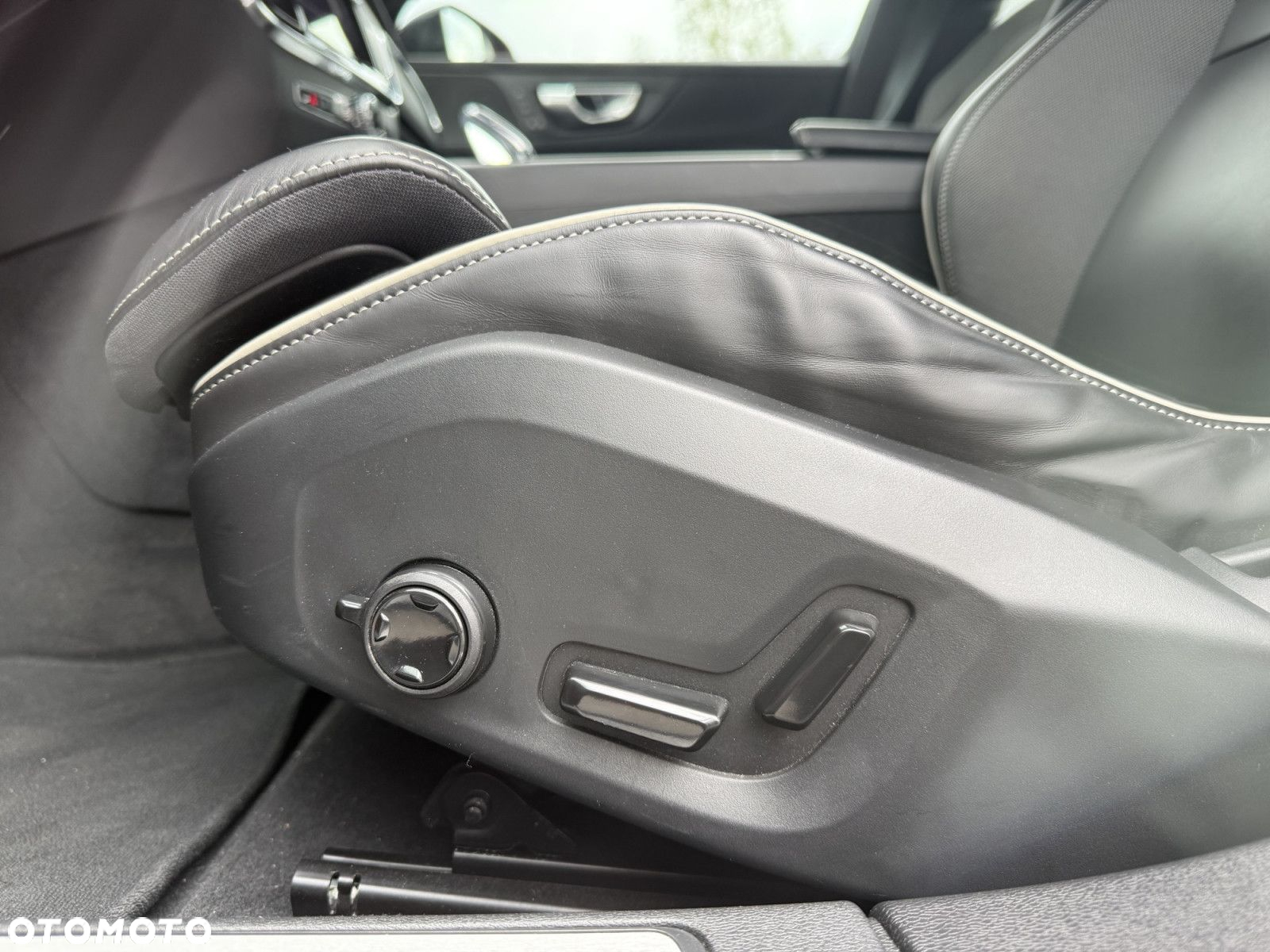Volvo S60 - 13