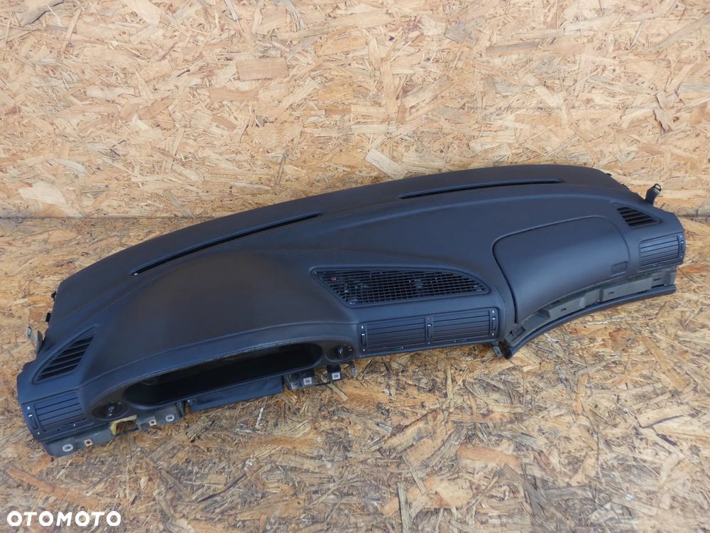 BMW E38  DESKA KONSOLA  KOKPIT  SZYTA SKÓRA - 2