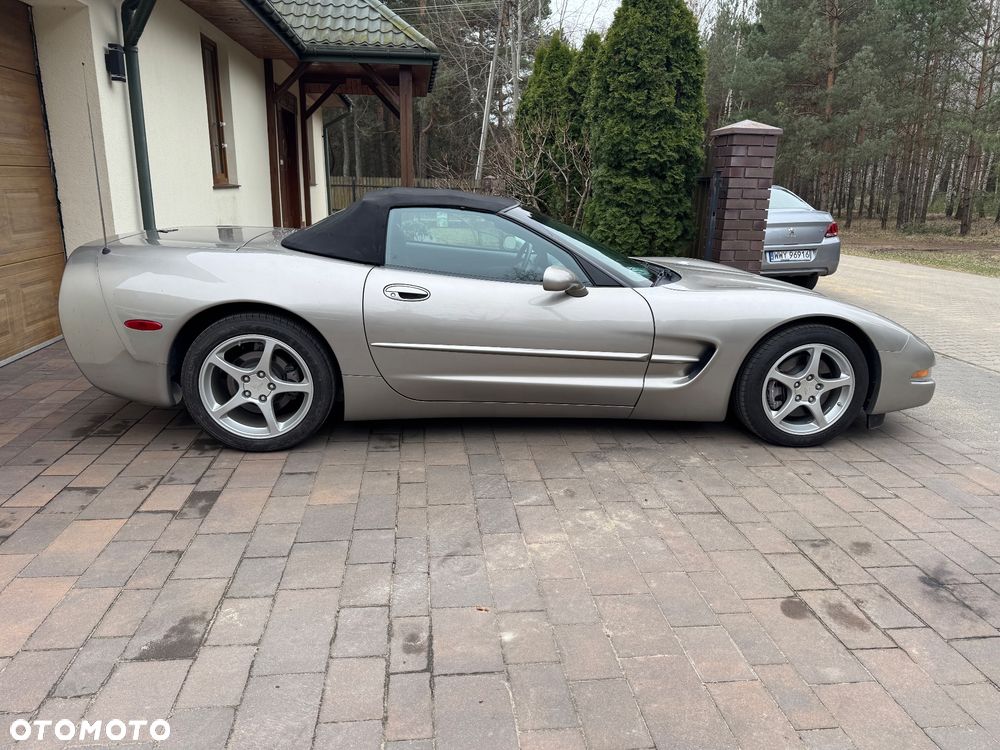 Chevrolet Corvette 5.7 - 11