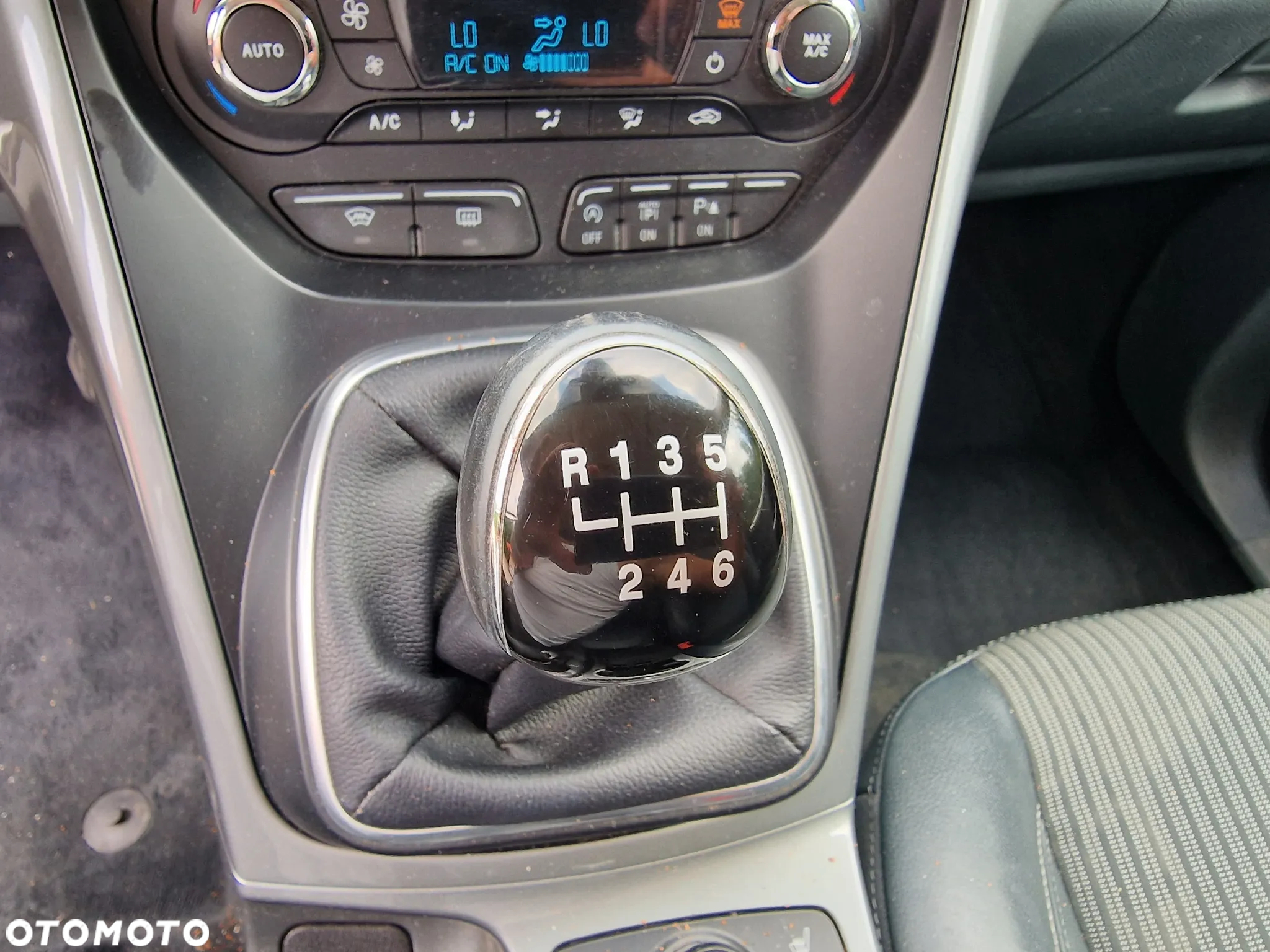 Ford C-MAX 1.6 EcoBoost Titanium - 22