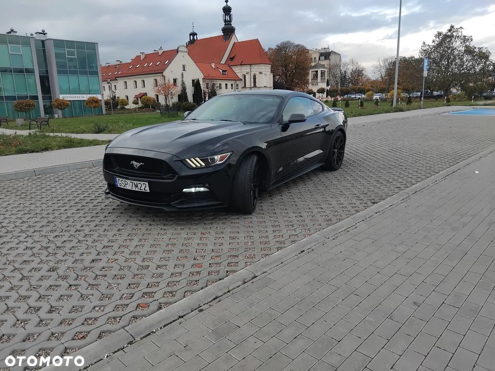 Ford Mustang - 3