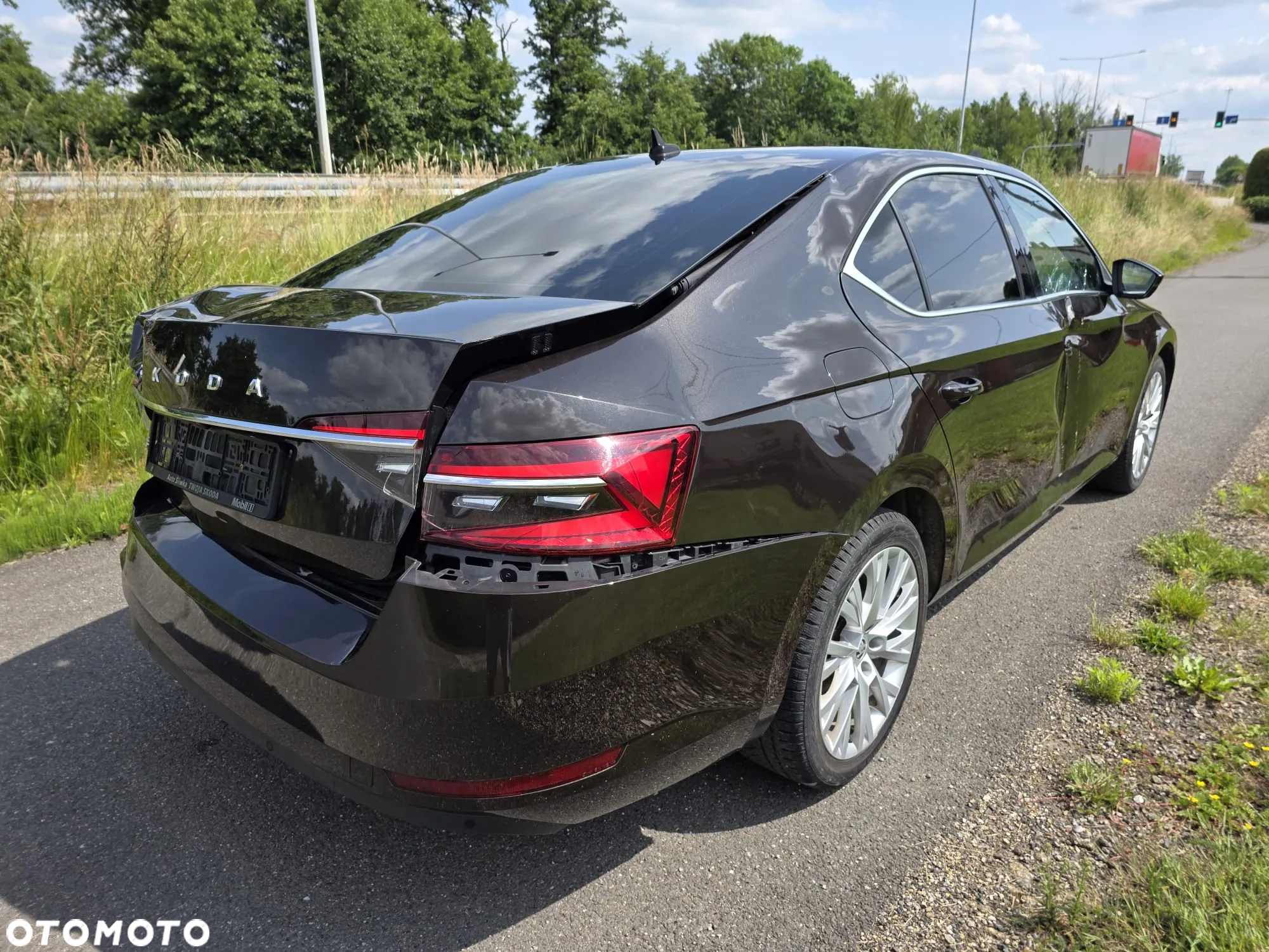 Skoda Superb 1.5 TSI Sportline DSG - 6