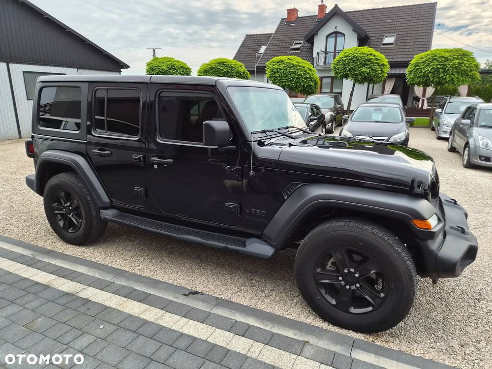 Jeep Wrangler - 11