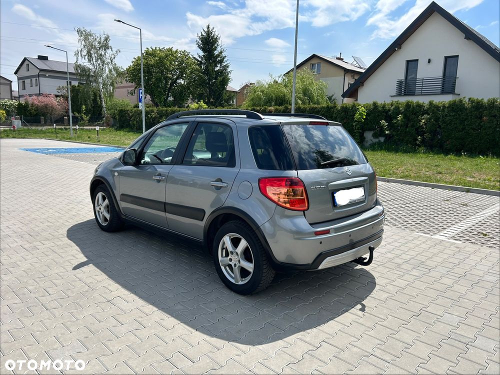 Suzuki SX4 1.6 VVT 4x4 Comfort - 25