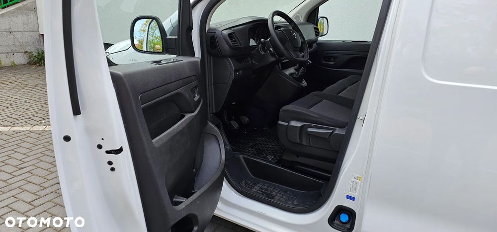 Opel VIVARO - 32