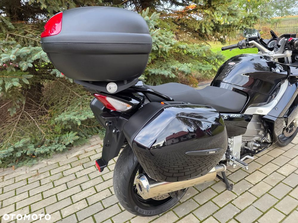 Yamaha FJR - 18