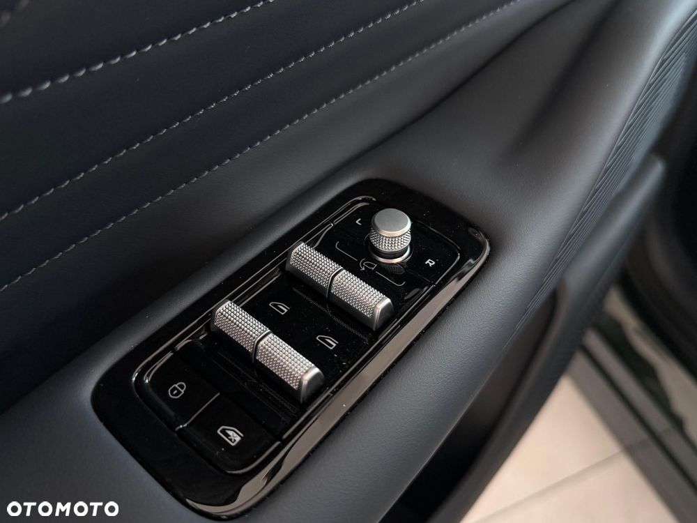 Geely Starray - 19