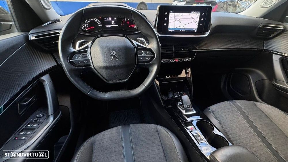 Peugeot 2008 1.5 BlueHDi Allure Pack EAT8 - 14