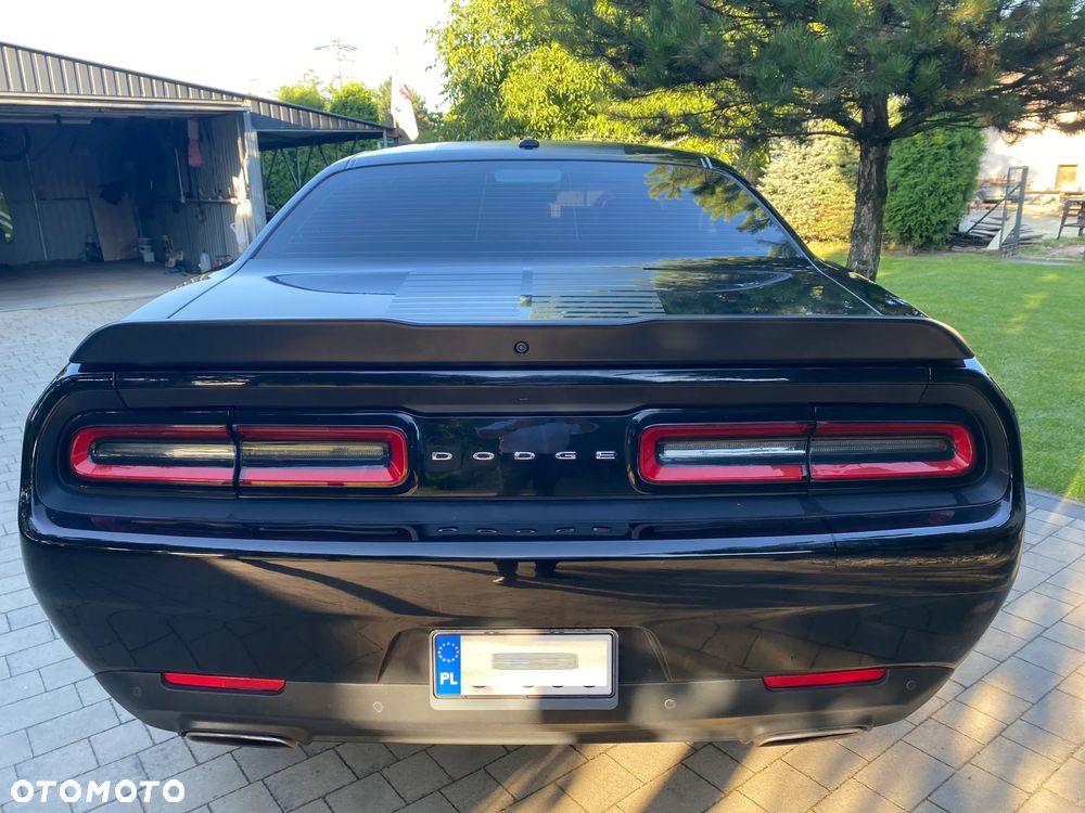 Dodge Challenger 3.6 SXT Plus - 3
