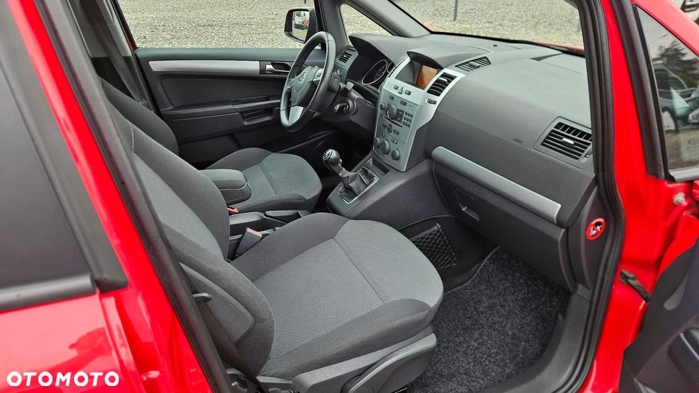 Opel Zafira 1.8 Enjoy - 10