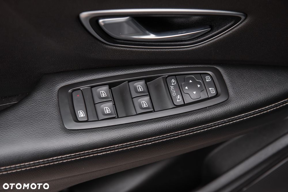 Renault Scenic 1.6dCi Energy Privilege - 16