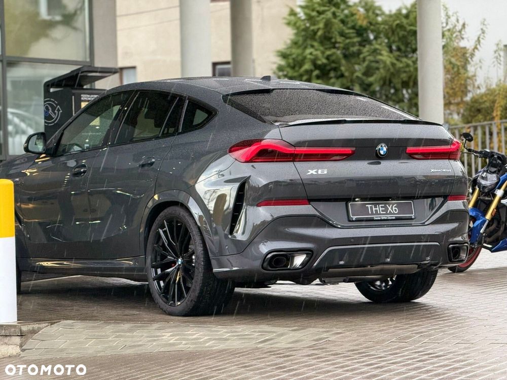 BMW X6 - 10