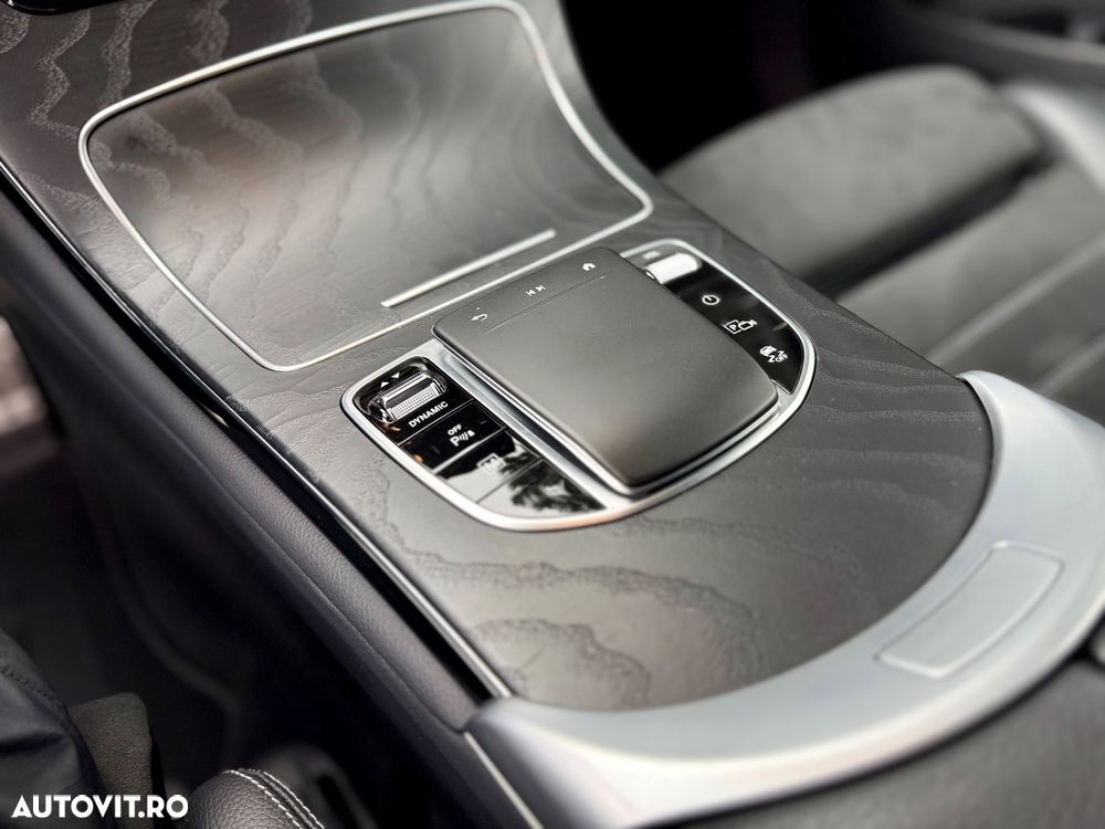 Mercedes-Benz GLC Coupe 300 de 4Matic 9G-TRONIC AMG Line - 14