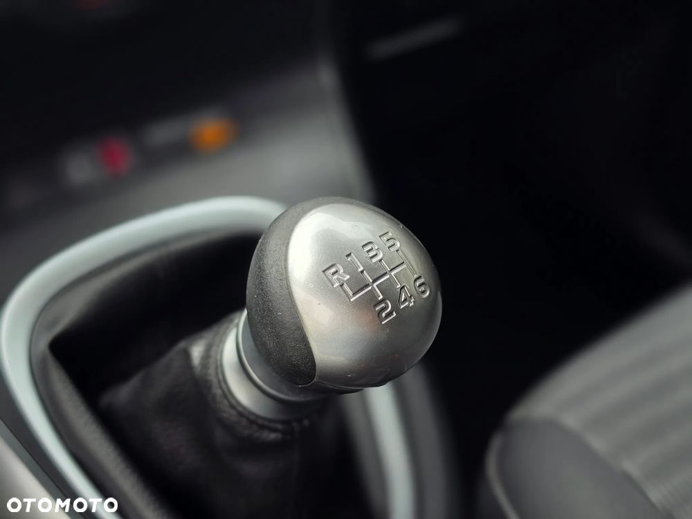 Toyota Verso - 22