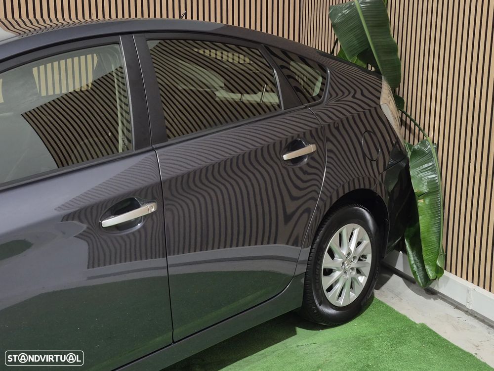 Toyota Prius 1.8 Plug-In Pack Premium - 5