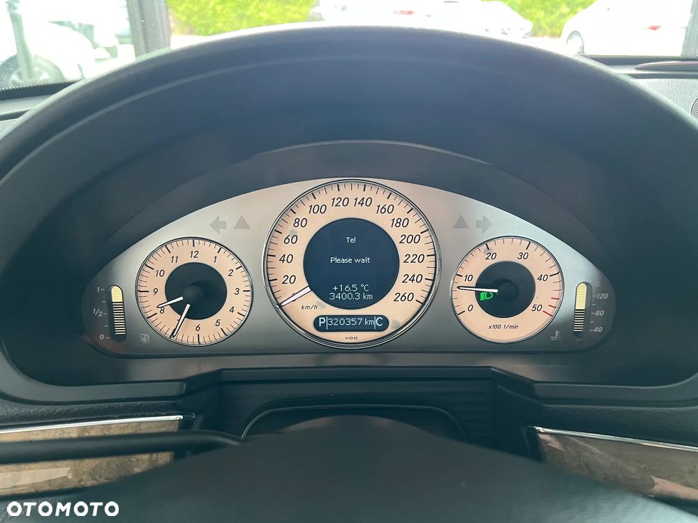 Mercedes-Benz Klasa E 320 CDI Avantgarde - 25