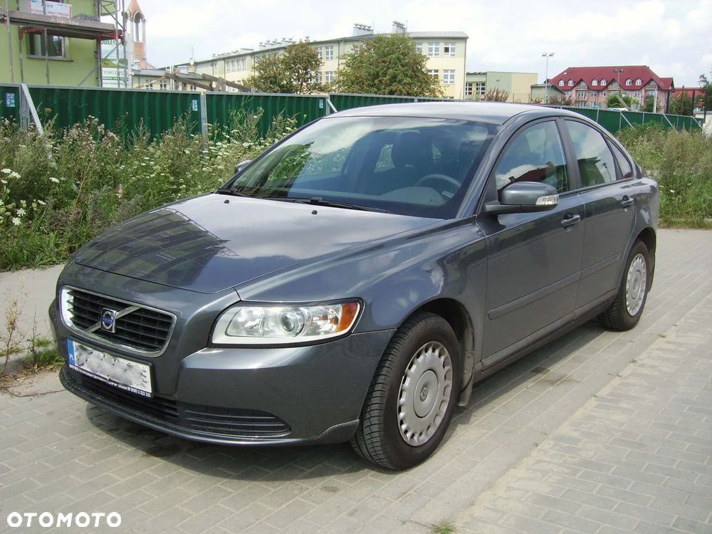 Volvo S40 1.6 R-Design Kinetic - 1
