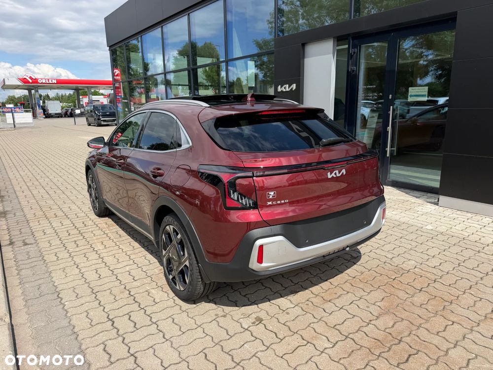 Kia XCeed 1.6 T-GDI Business Line DCT - 3