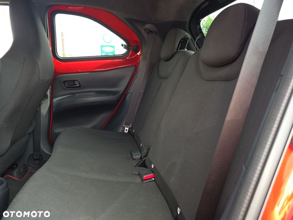 Toyota Aygo X 1.0 VVT-i Style CVT - 15