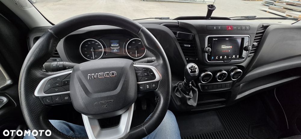 Iveco 35S18H Plandeka - 5