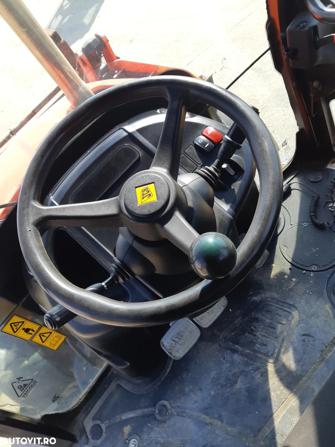 JCB 3CX - 13