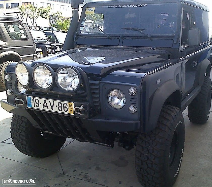 Land Rover Defender 90 2.5 Td5 E - 24