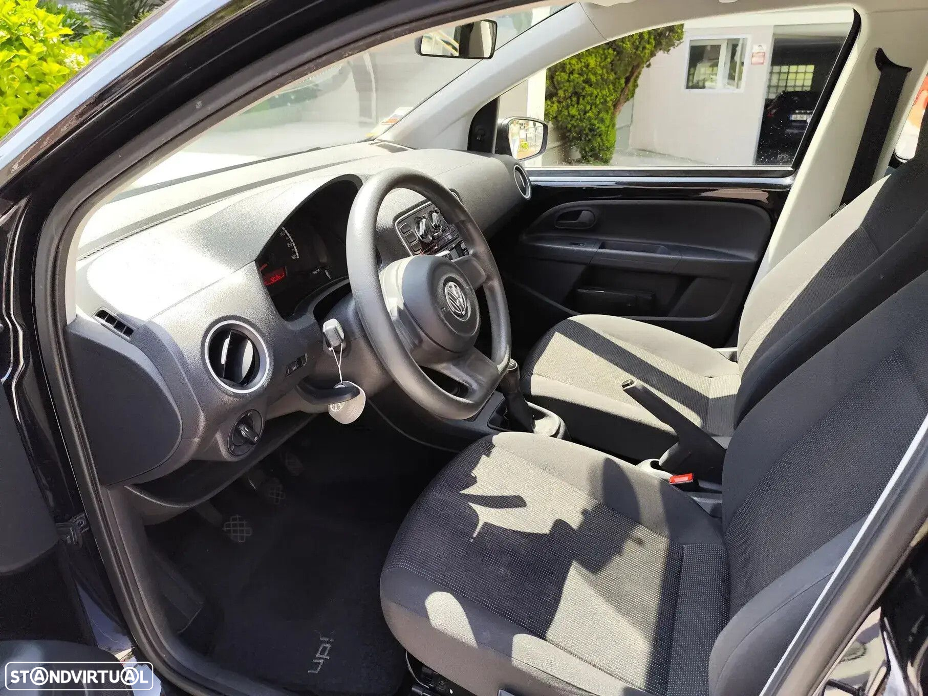 VW Up! 1.0 BlueMotion Move - 12