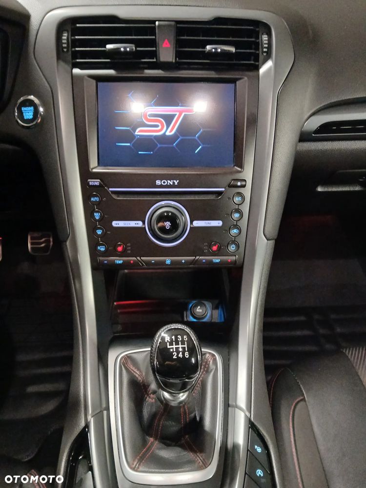Ford Mondeo - 27