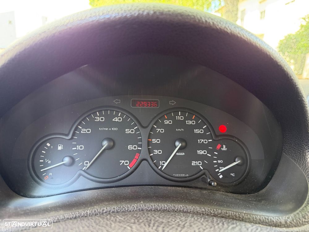 Peugeot 206 1.1 XR - 7
