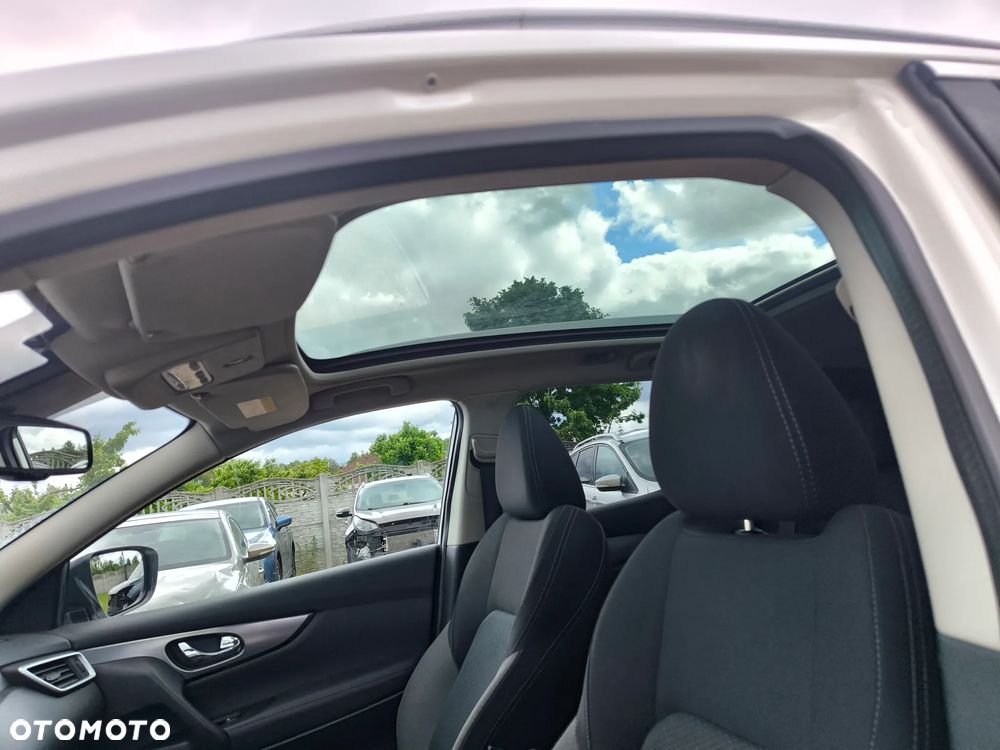 Nissan Qashqai 1.3 DIG-T Tekna DCT - 15