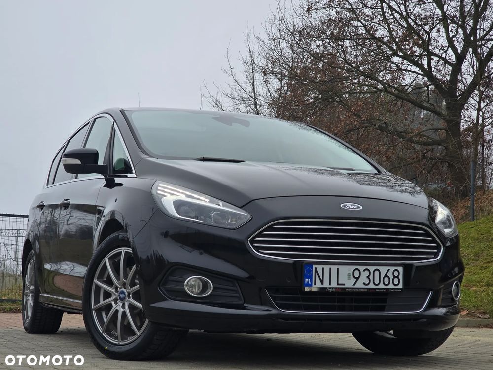 Ford S-Max 2.0 TDCi 4WD Titanium PowerShift - 37