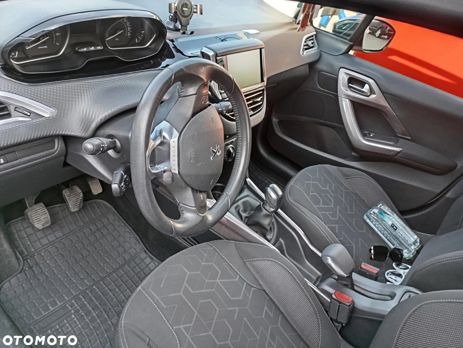Peugeot 2008 1.2 Pure Tech Active - 10