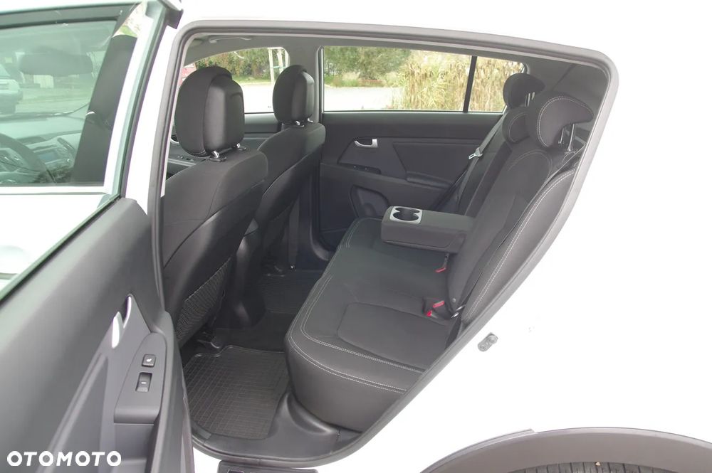 Kia Sportage 1.6 GDI L Business Line Plus 2WD - 21