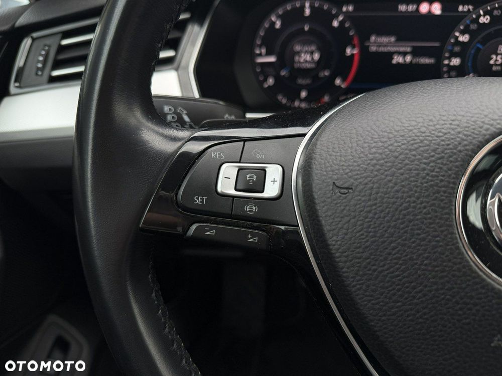 Volkswagen Passat 2.0 TDI SCR Highline DSG - 13
