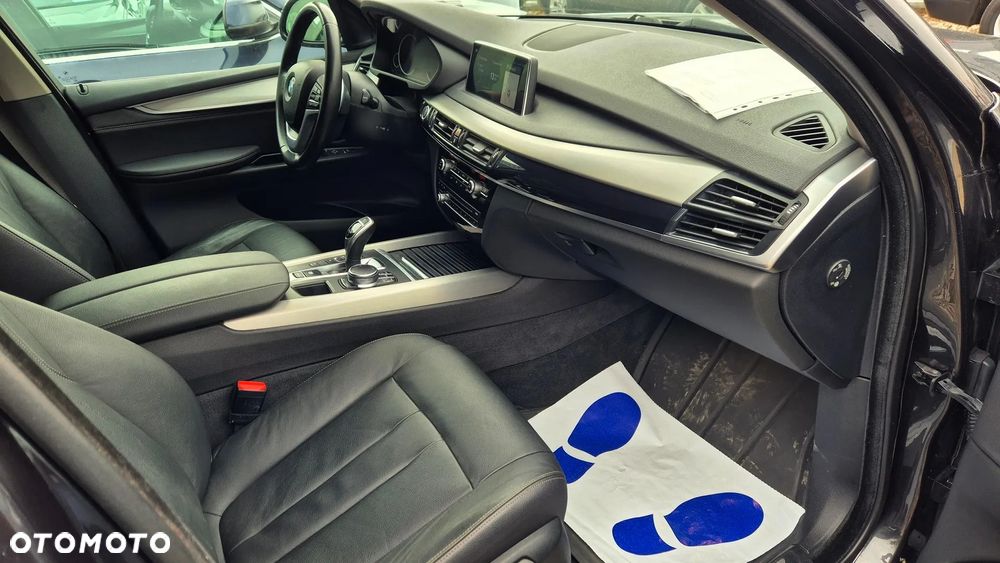 BMW X5 xDrive25d - 16