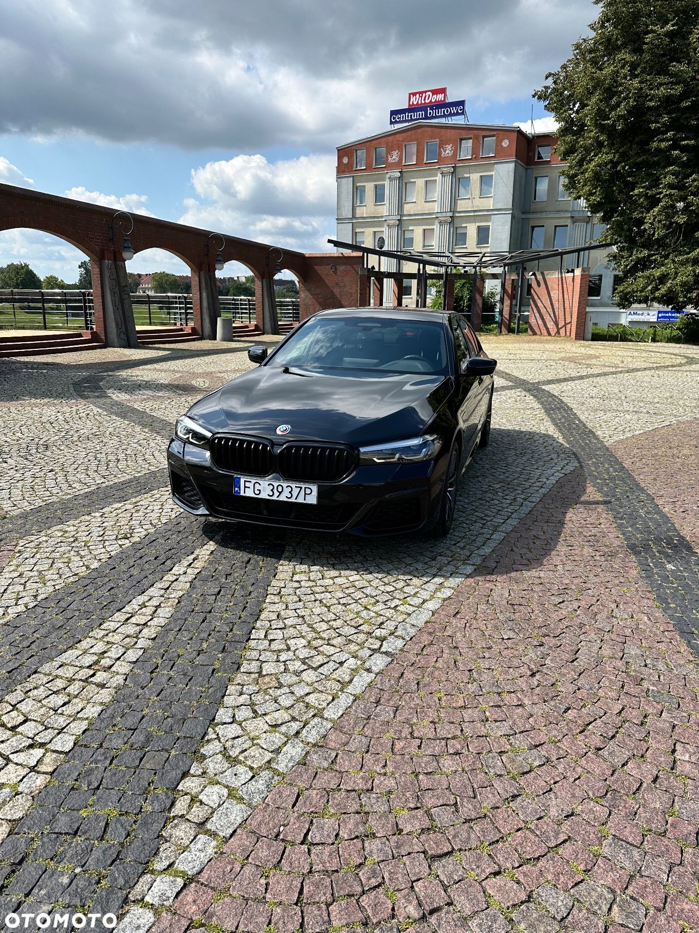 BMW Seria 5 ver-530e-m-sport-sport - 1