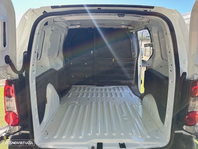 Citroën BERLINGO 3 LUGARES - 7